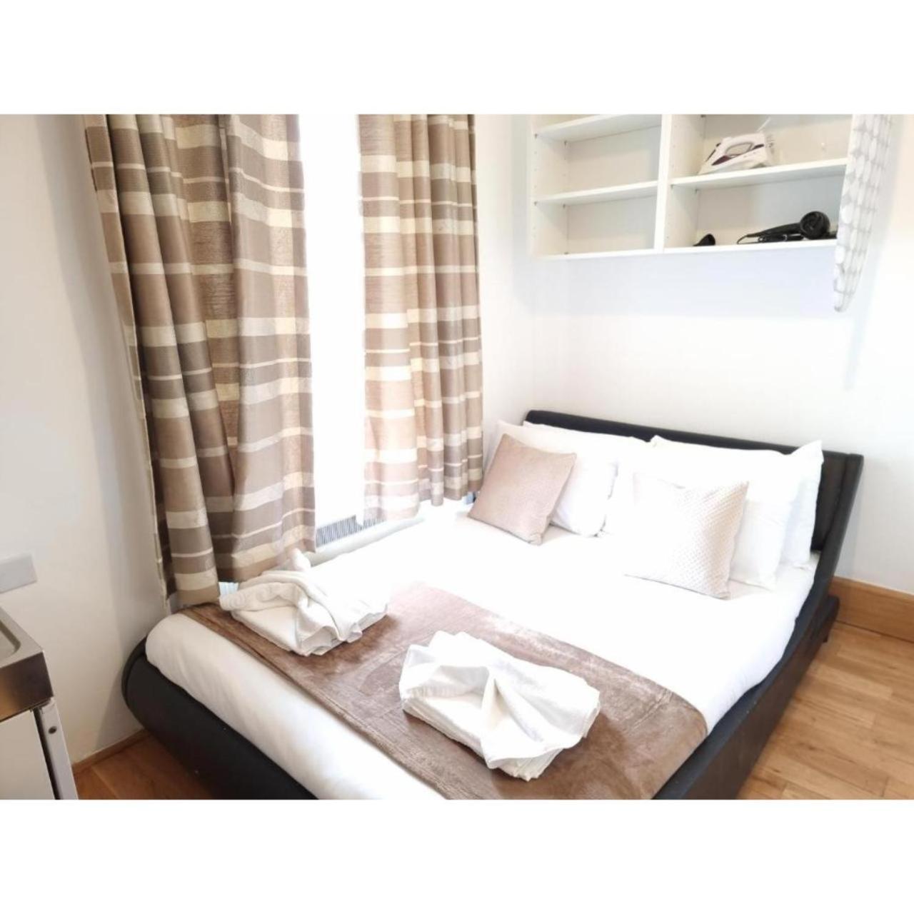 F204-Compact 2Nd Flr Studio Fits 2-Near Hyde Park Londra Esterno foto